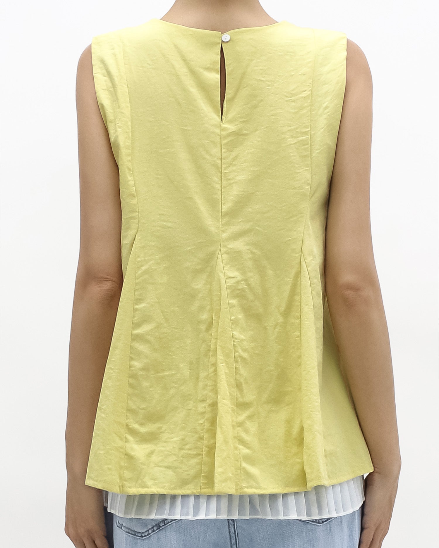 yellow pleats w/ ivory mesh layer hem vest *pre-order*