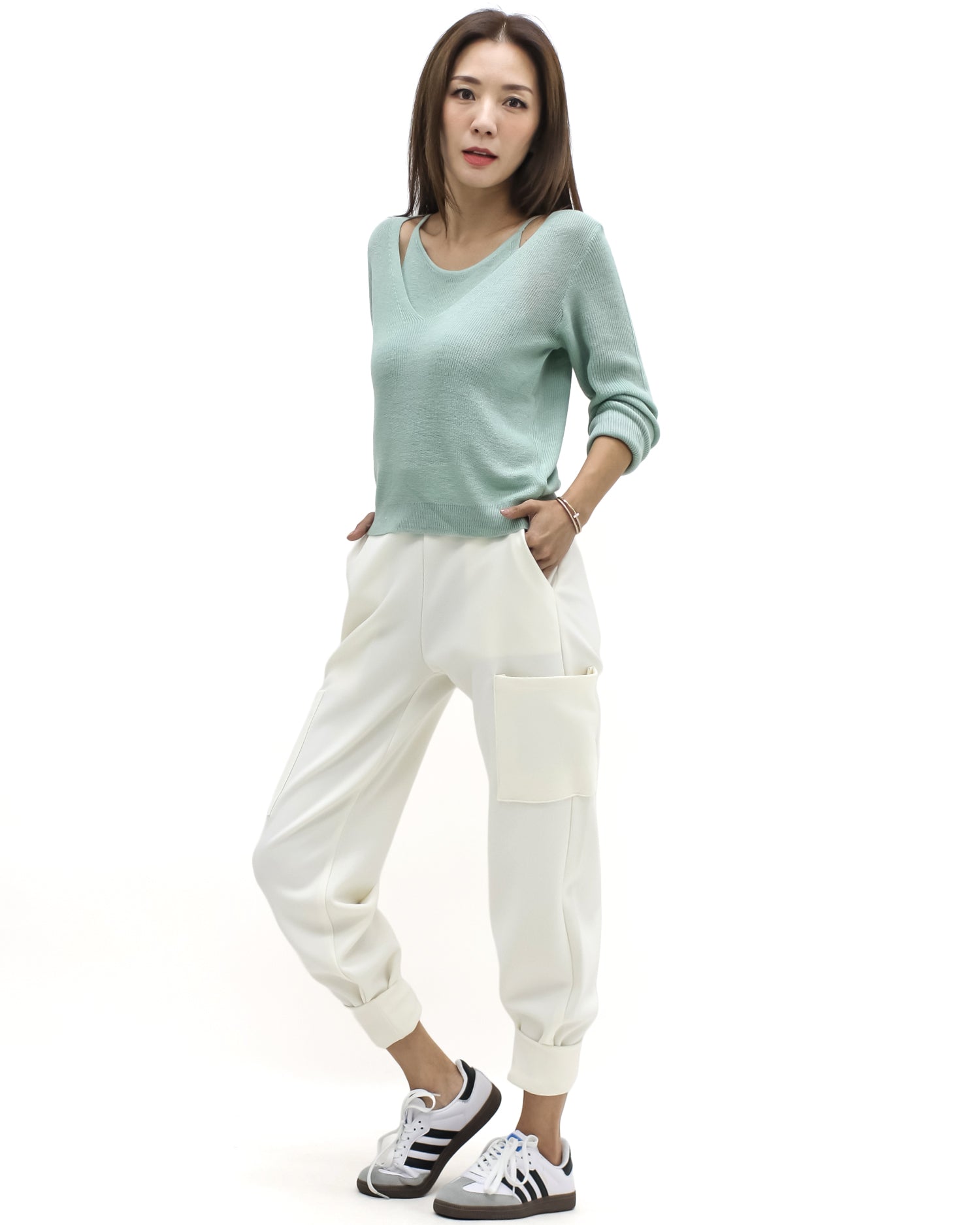 green vest layer fine knitted top