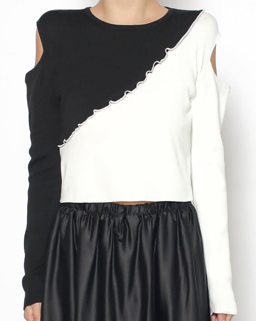 black & ivory cutout shoulders cropped top *pre-order*