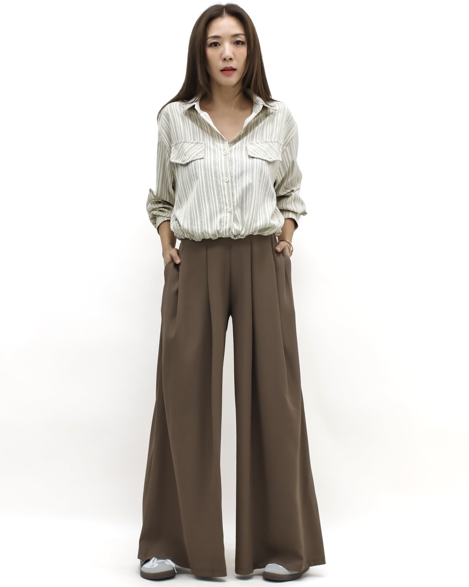 brown pleats front wide legs pants *pre-order*