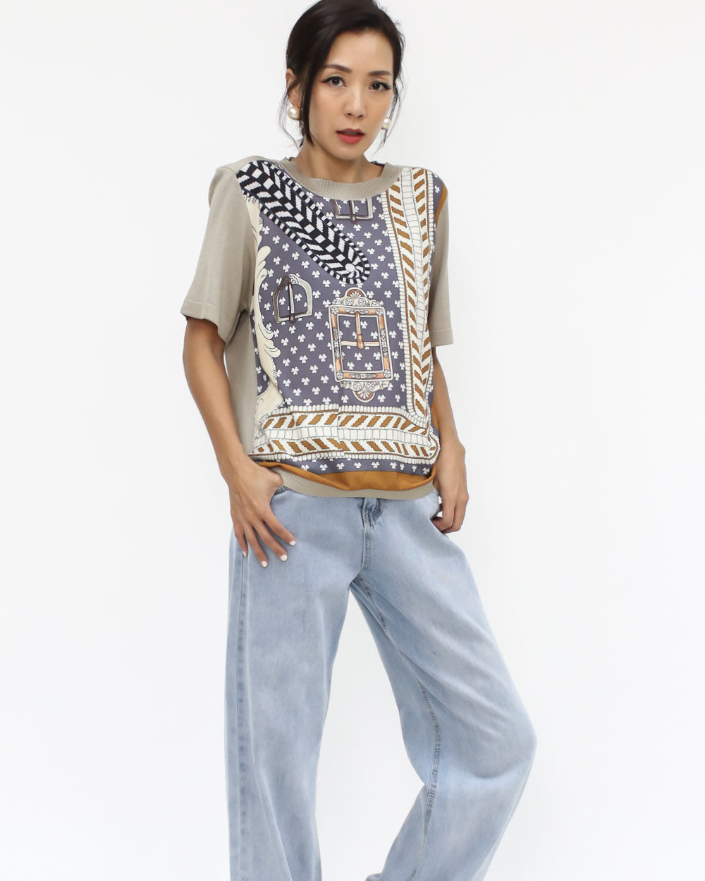 beige scarf print front fine knitted top *pre-order*