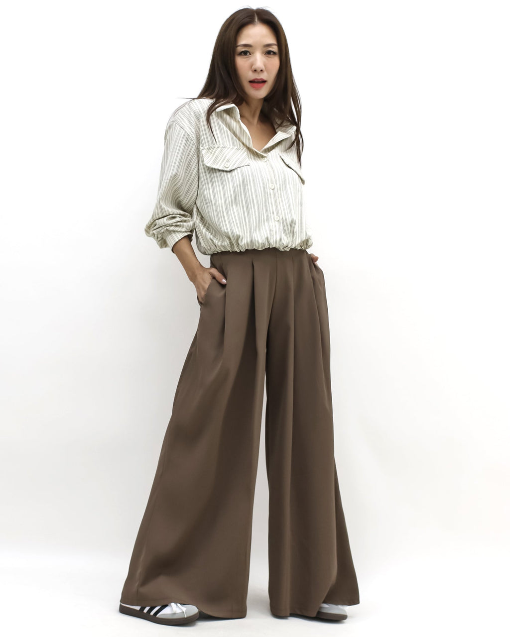 brown pleats front wide legs pants *pre-order*
