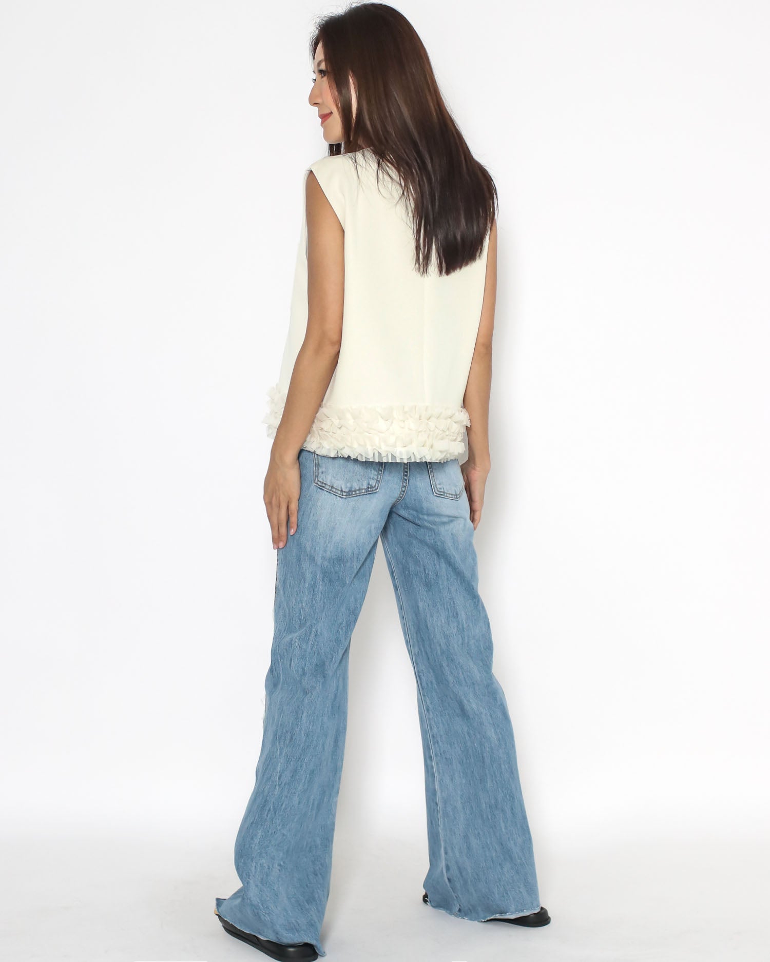 ivory mesh ruffles hem vest jacket *pre-order*