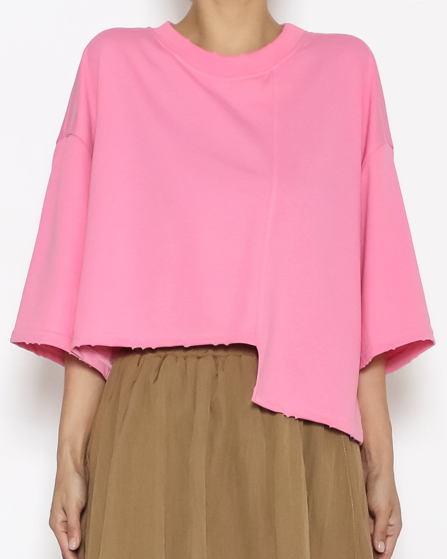 pink asymmetric hem tee *pre-order*