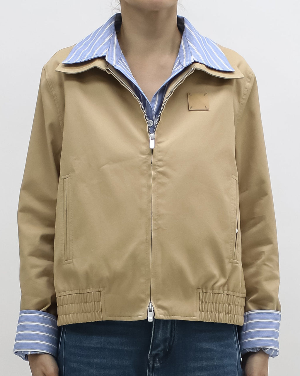 beige w/ blue stripes shirt contrast jacket