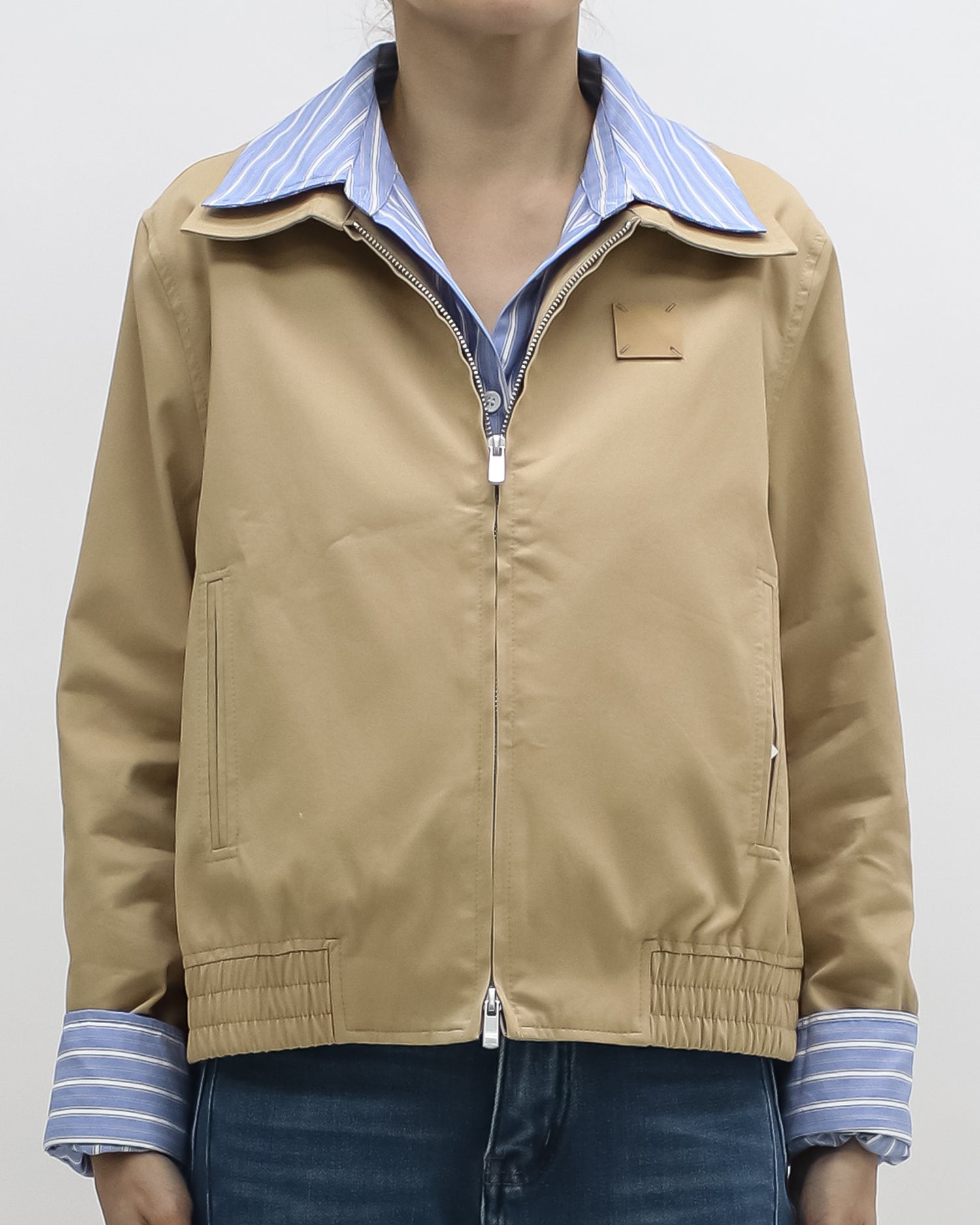 beige w/ blue stripes shirt contrast jacket