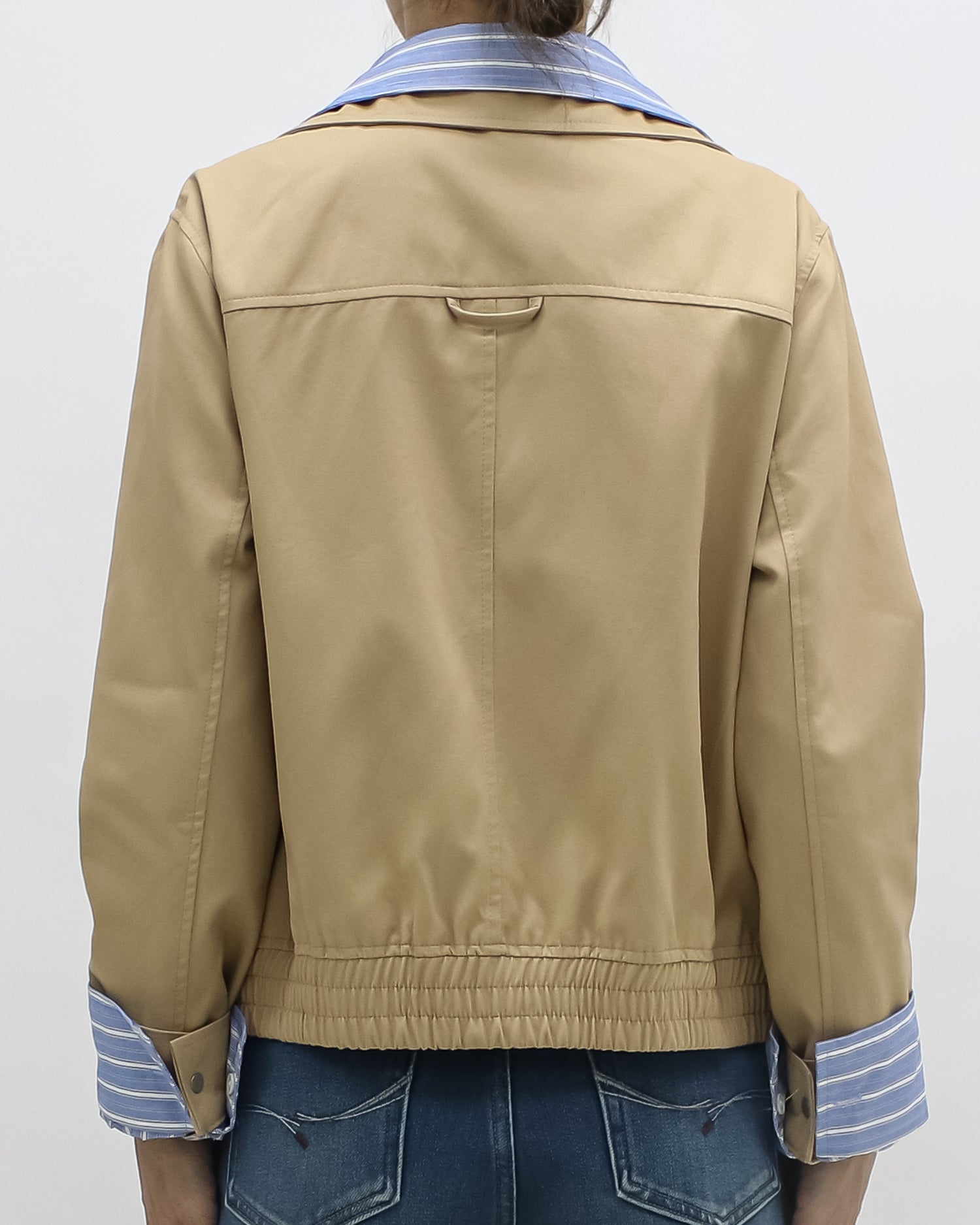 beige w/ blue stripes shirt contrast jacket