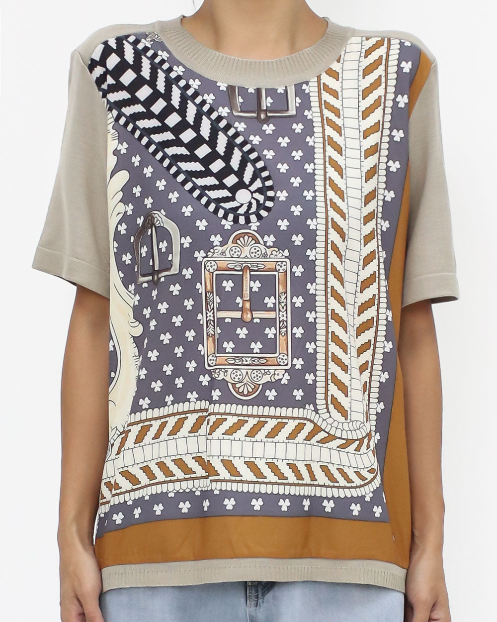 beige scarf print front fine knitted top *pre-order*