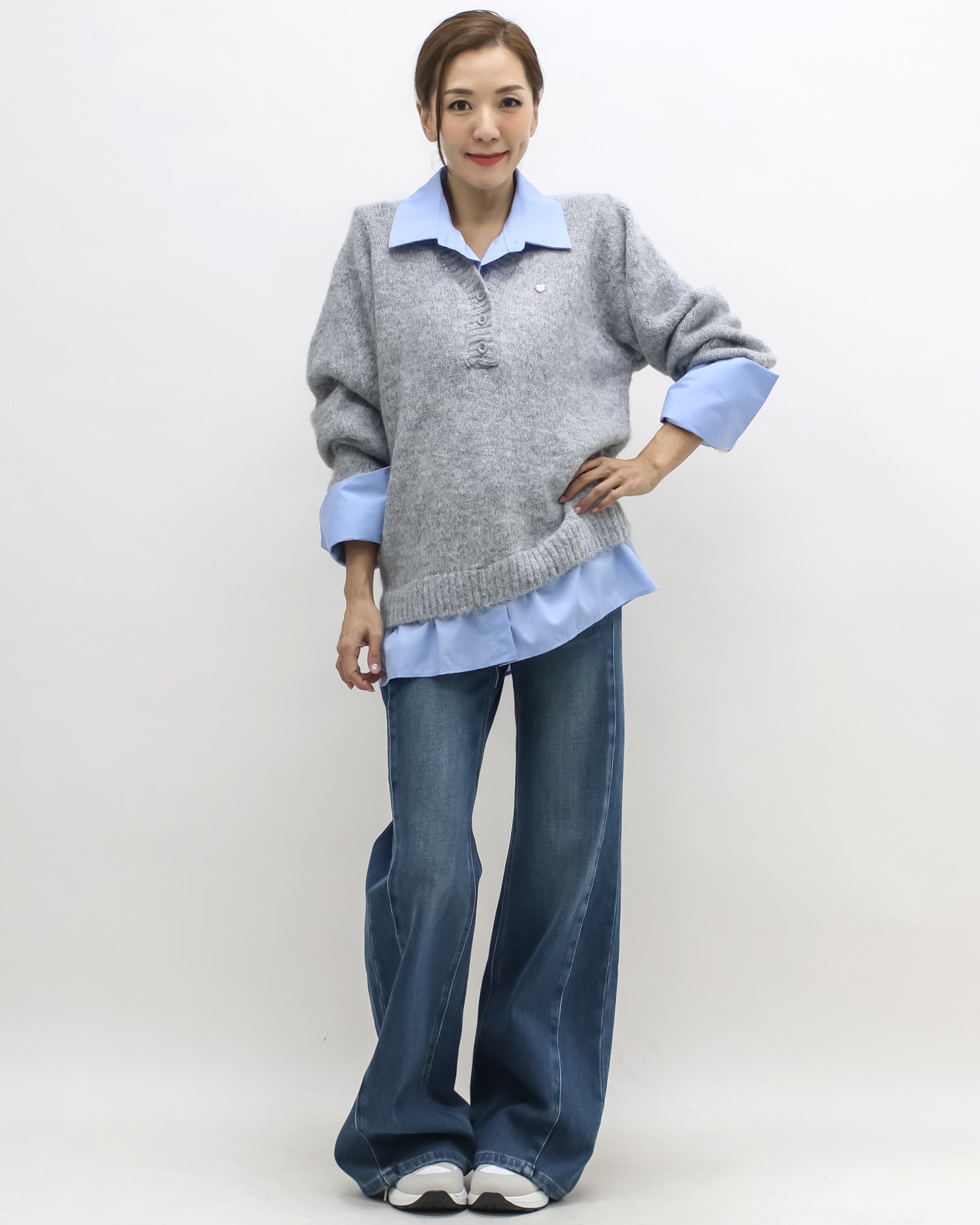 grey w/ blue shirt contrast knitted top