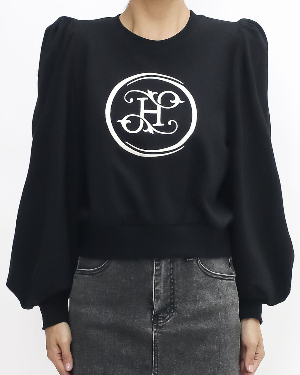 black stitched front puff sleeves sweatshirt *pre-order*