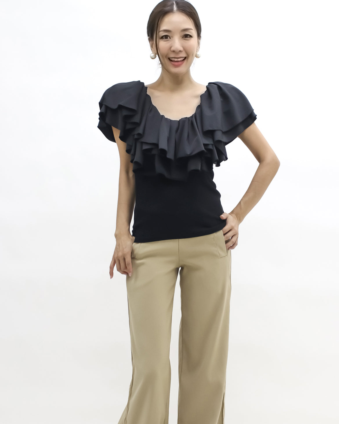 black ruffles chain back vest *pre-order*