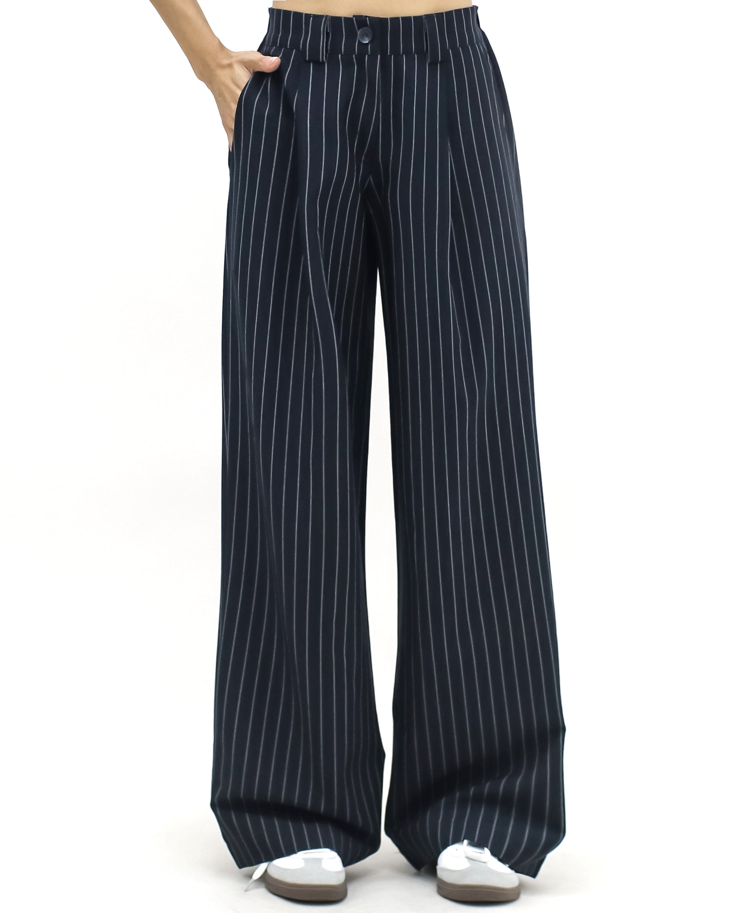 navy & ivory stripes straight leg pants *pre-order*