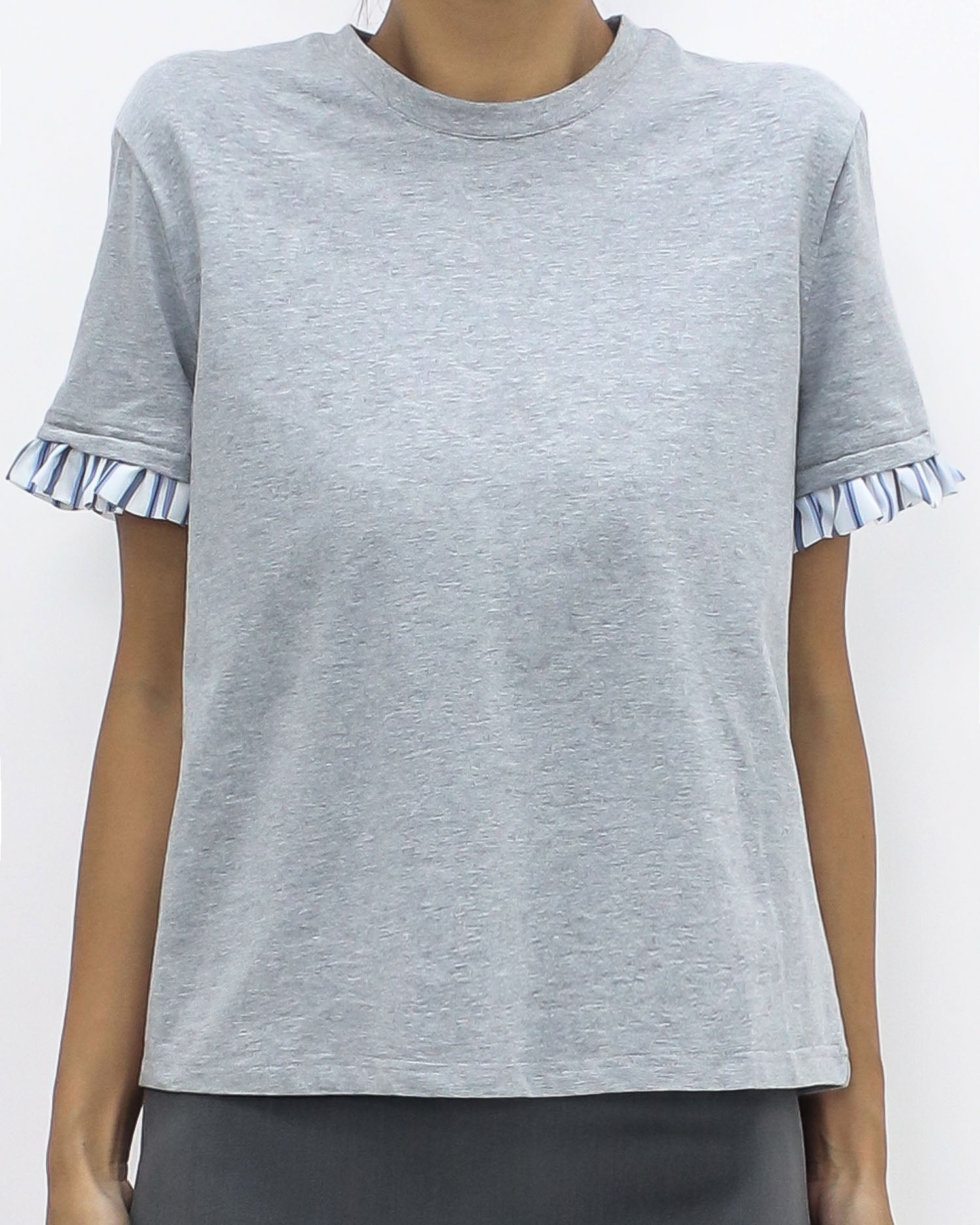 grey w/ blue stripes shirt hem tee *pre-order*