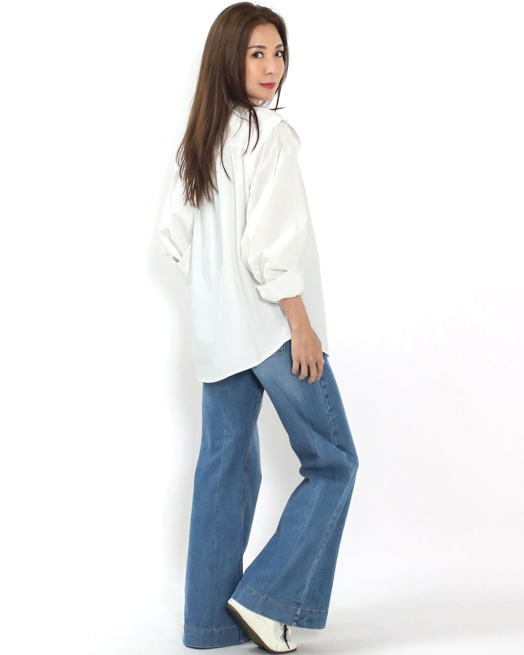 ivory pearls collar shirt *pre-order*