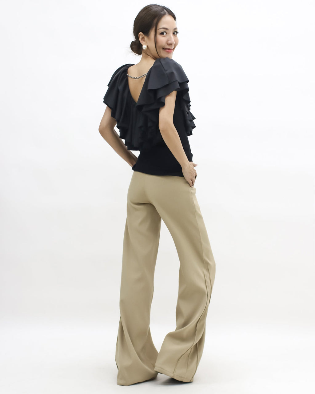 black ruffles chain back vest *pre-order*