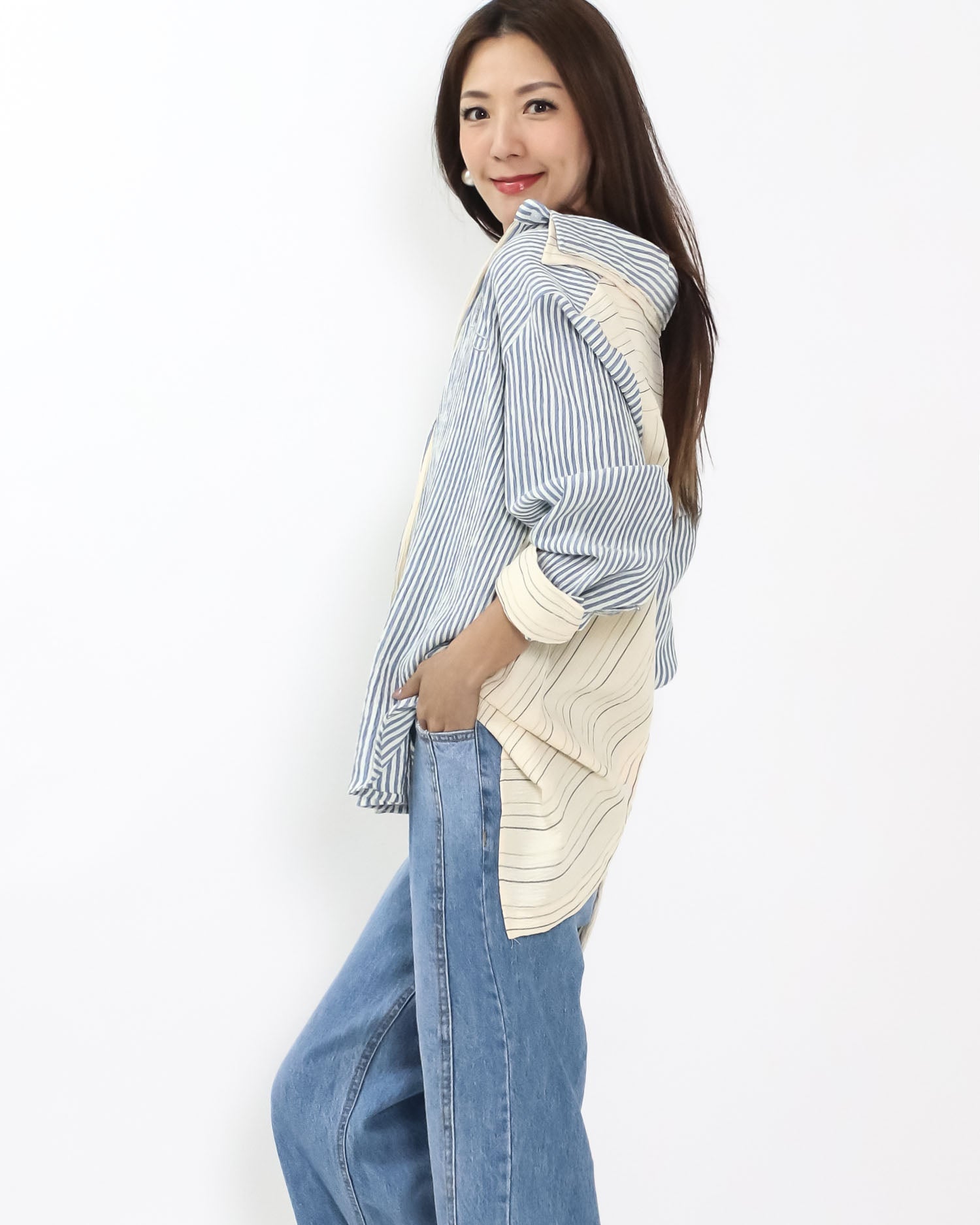 blue stripes w/ beige contrast layer shirt *pre-order*