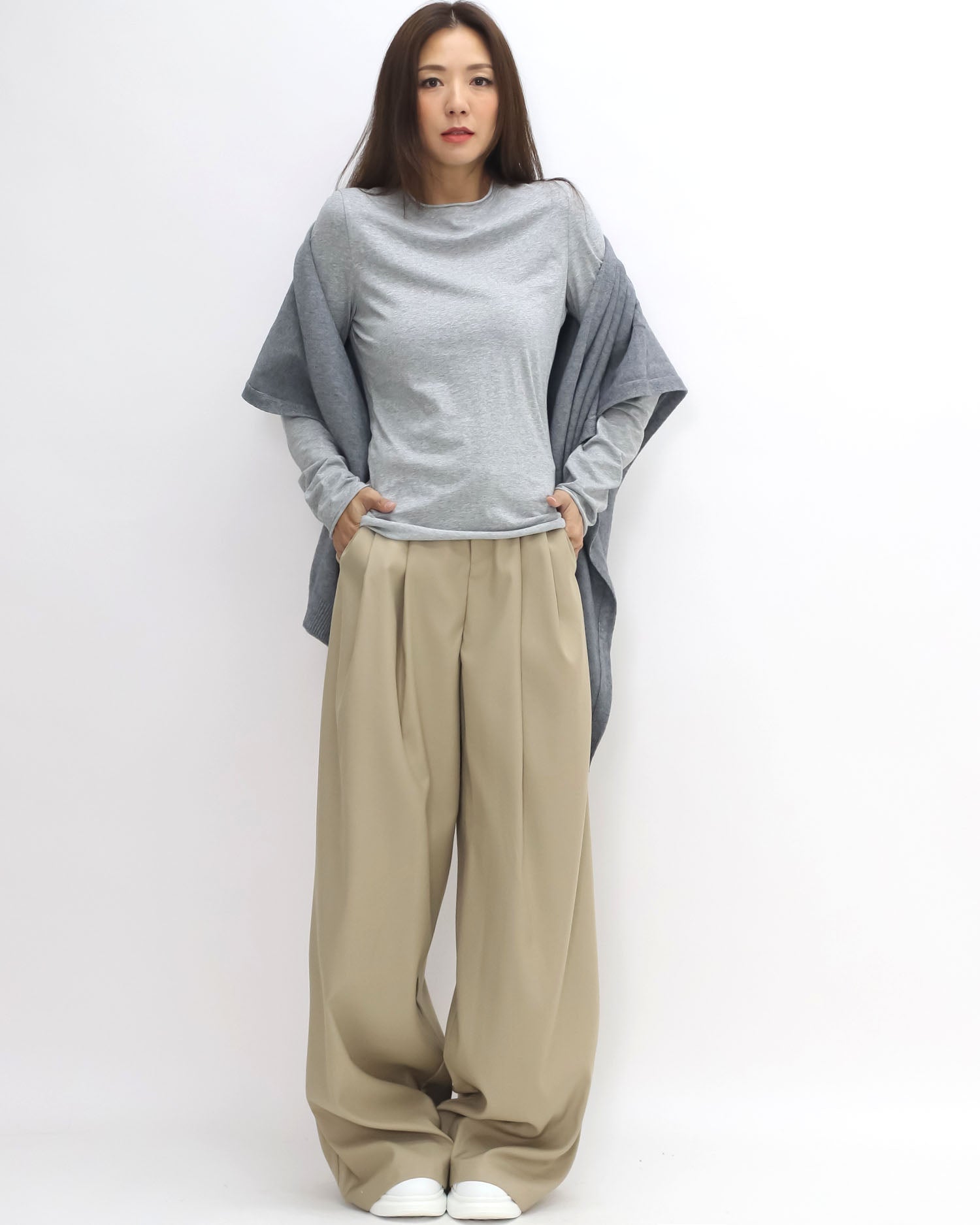 grey cotton long sleeves basic top *pre-order*