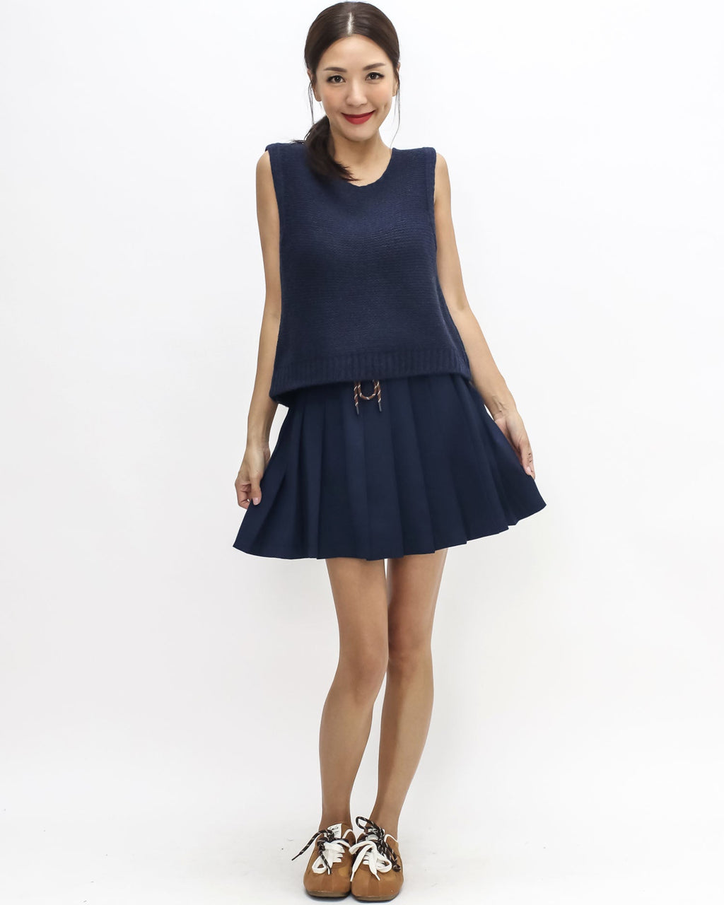 navy w/ ivory bows back knitted vest *pre-order*