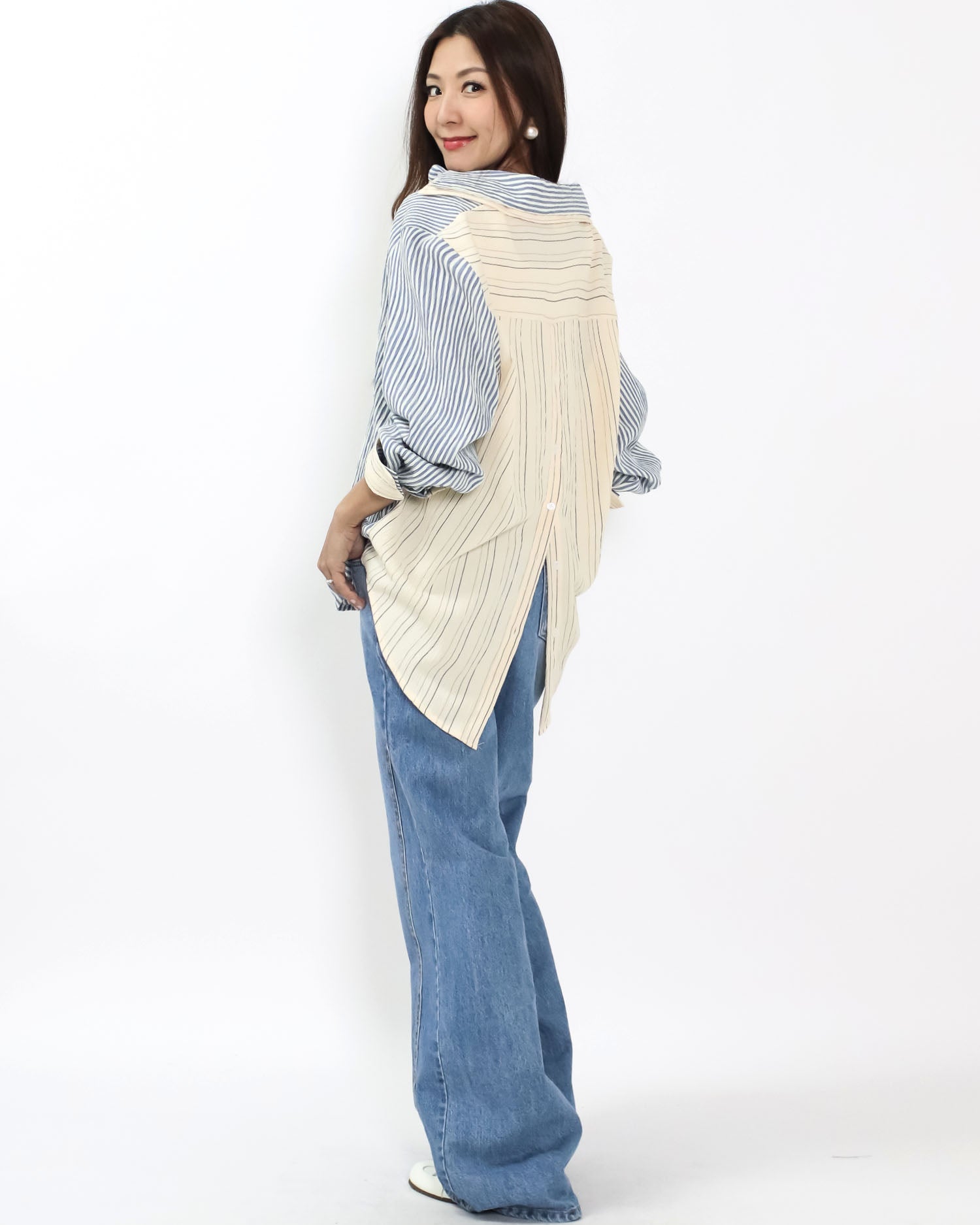 blue stripes w/ beige contrast layer shirt *pre-order*