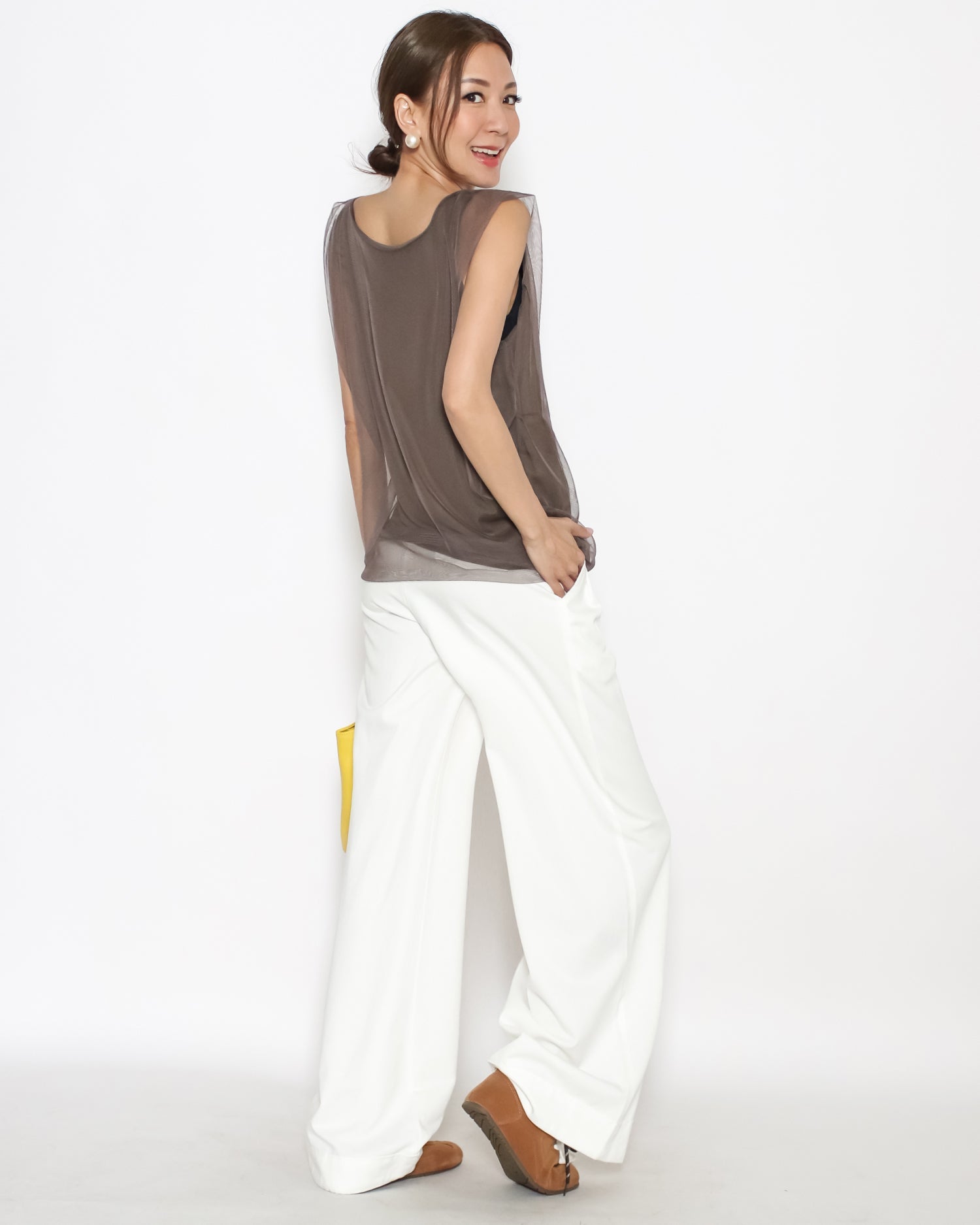 brown mesh layer vest *pre-order*