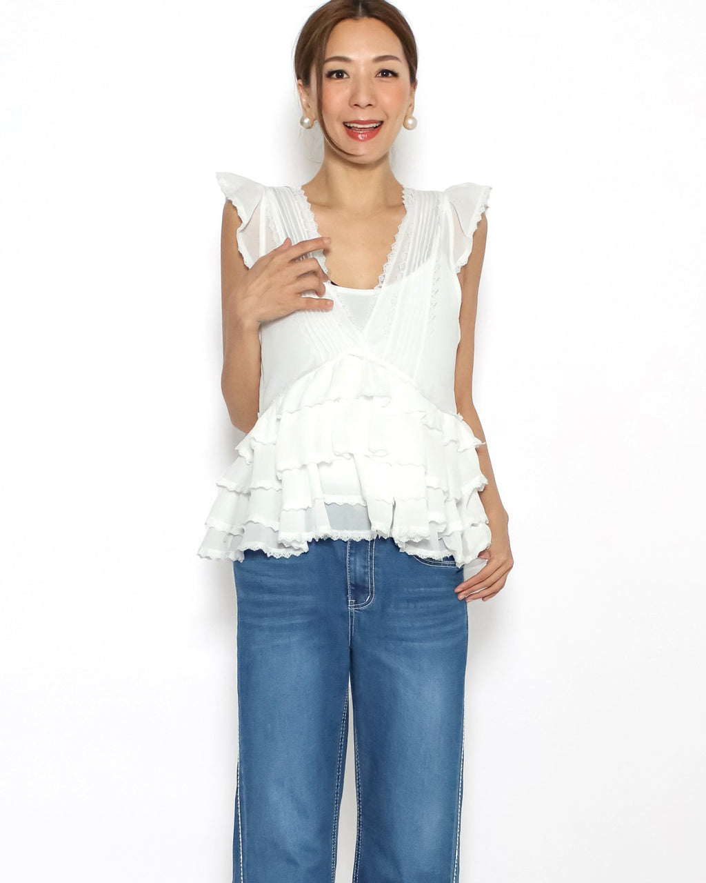 ivory chiffon ruffles hem vest *pre-order*