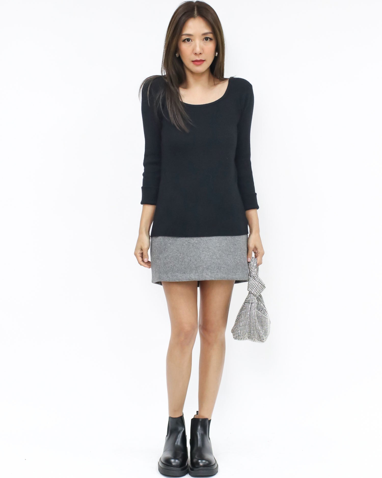 black basic U neck knitted top *pre-order*