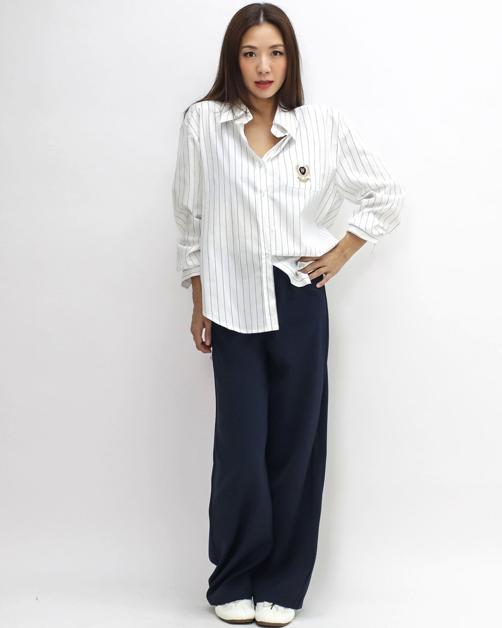 ivory stripes w/ stitched pocket shirt *pre-order*