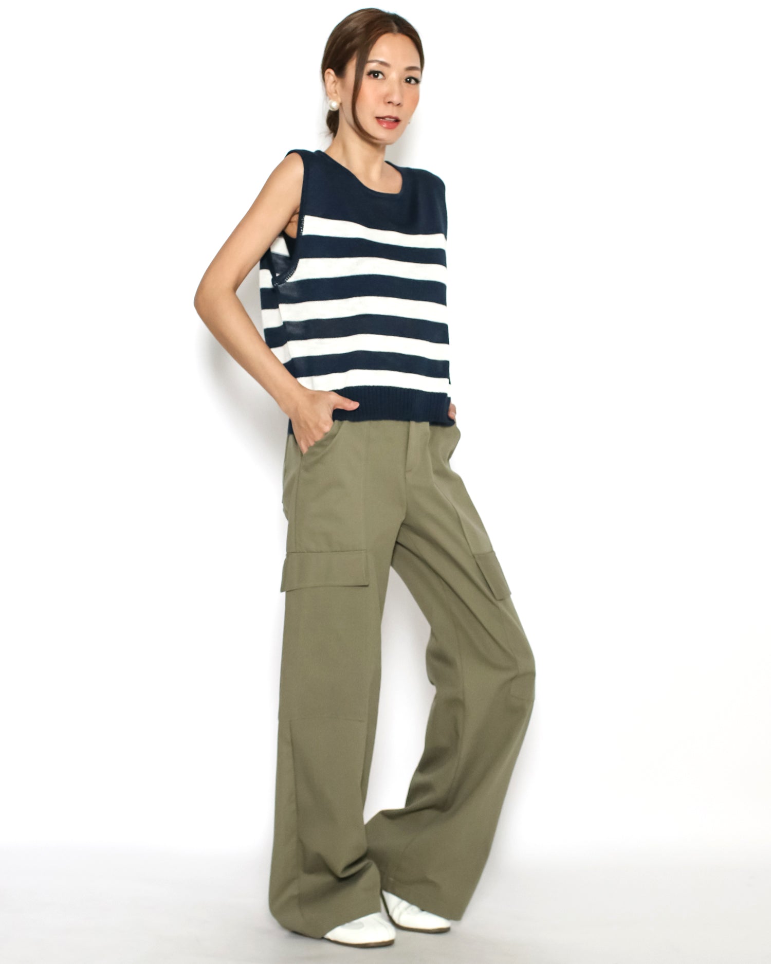 navy & ivory stripes fine knitted vest *pre-order*