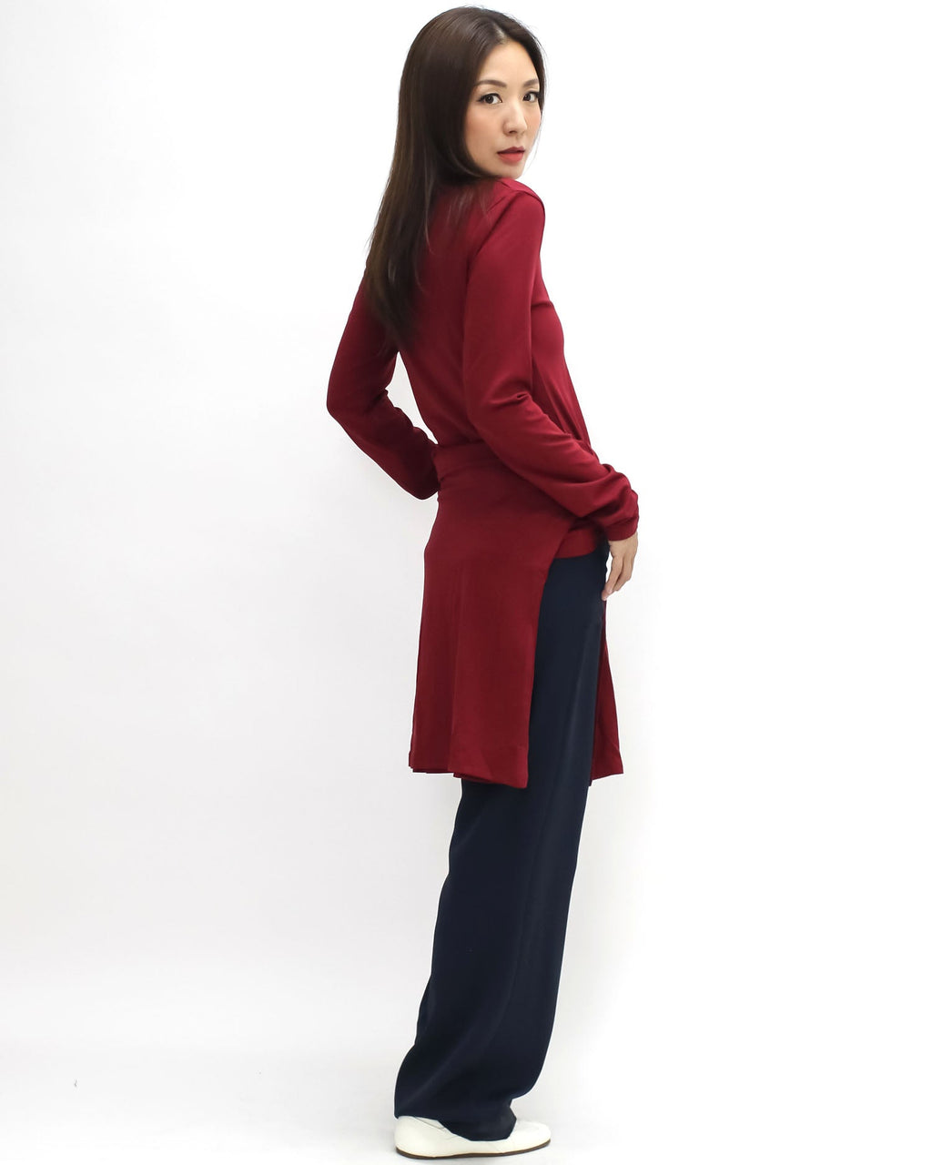 burgundy long sleeves basic tee *pre-order*