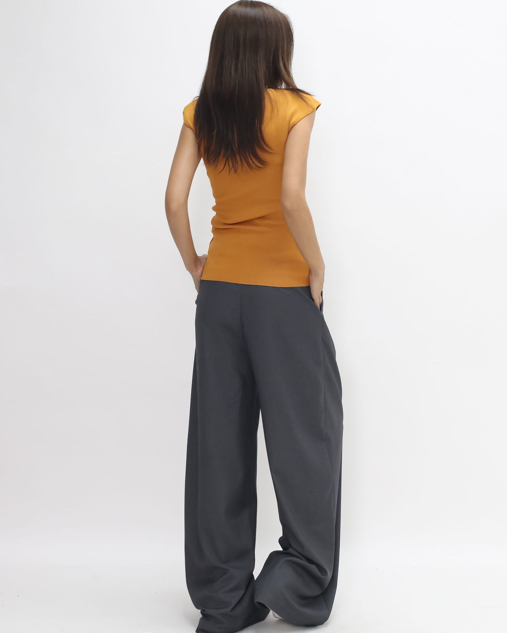 orange square neck basic knitted vest *pre-order*