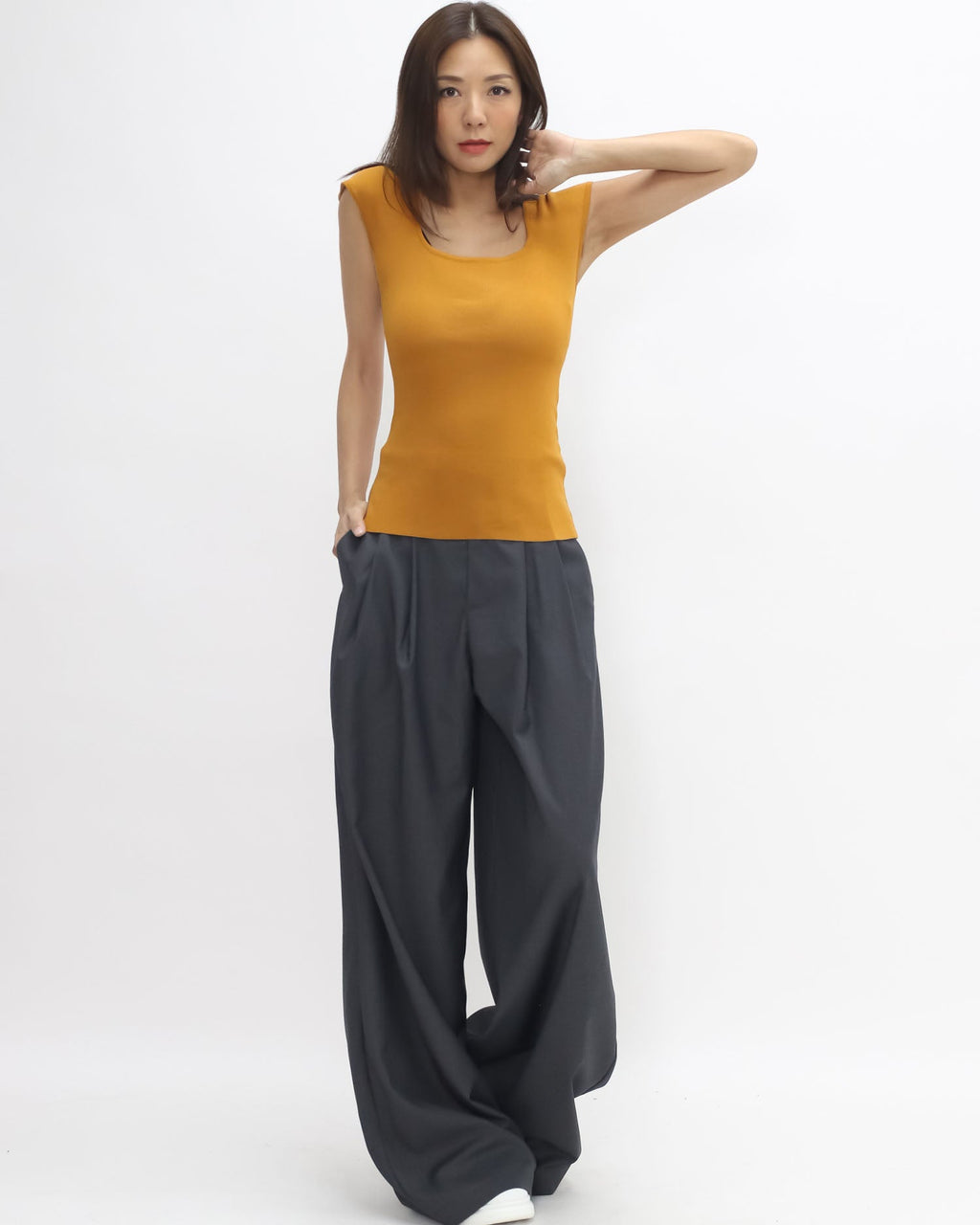 orange square neck basic knitted vest *pre-order*