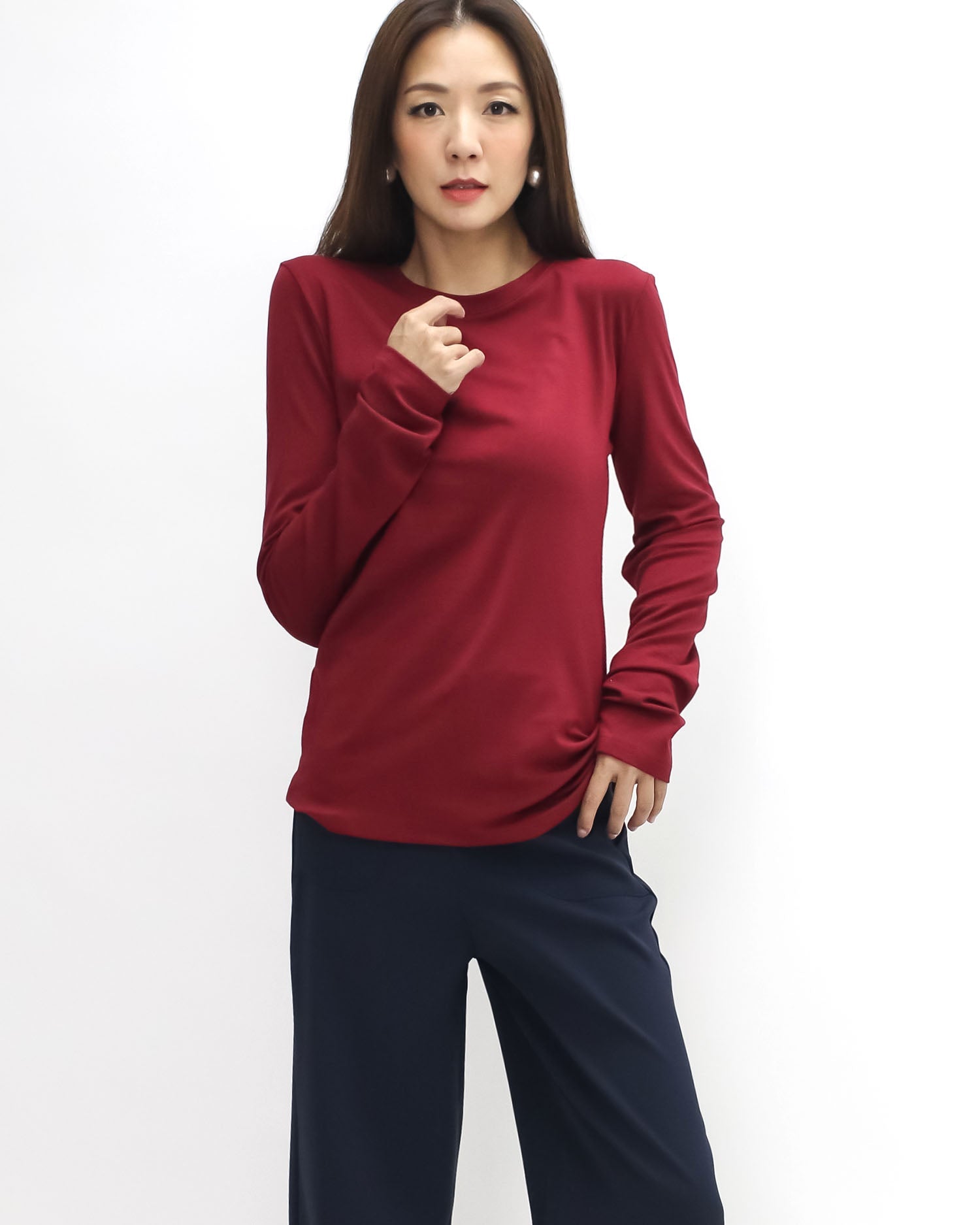 burgundy long sleeves basic tee *pre-order*