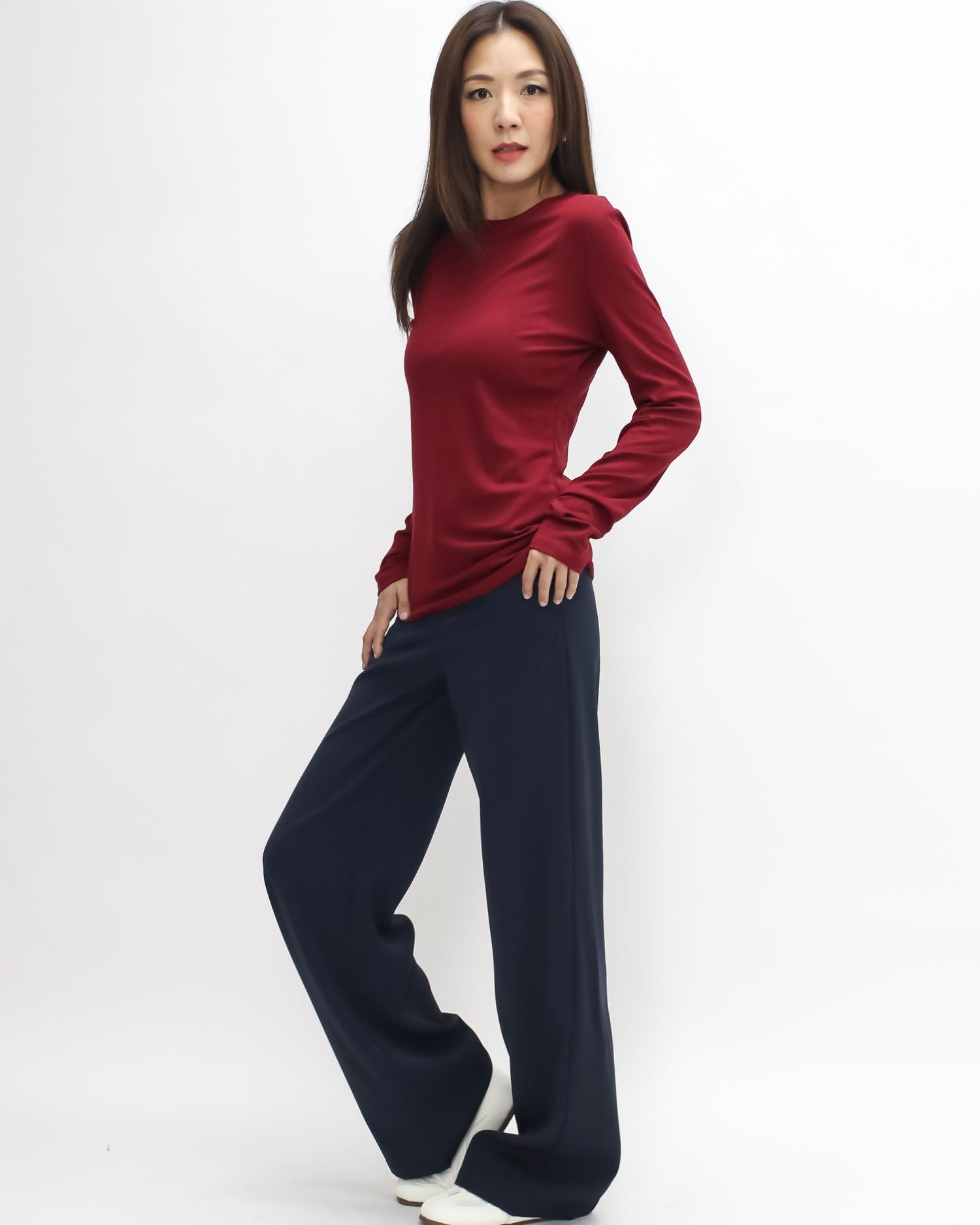 burgundy long sleeves basic tee *pre-order*