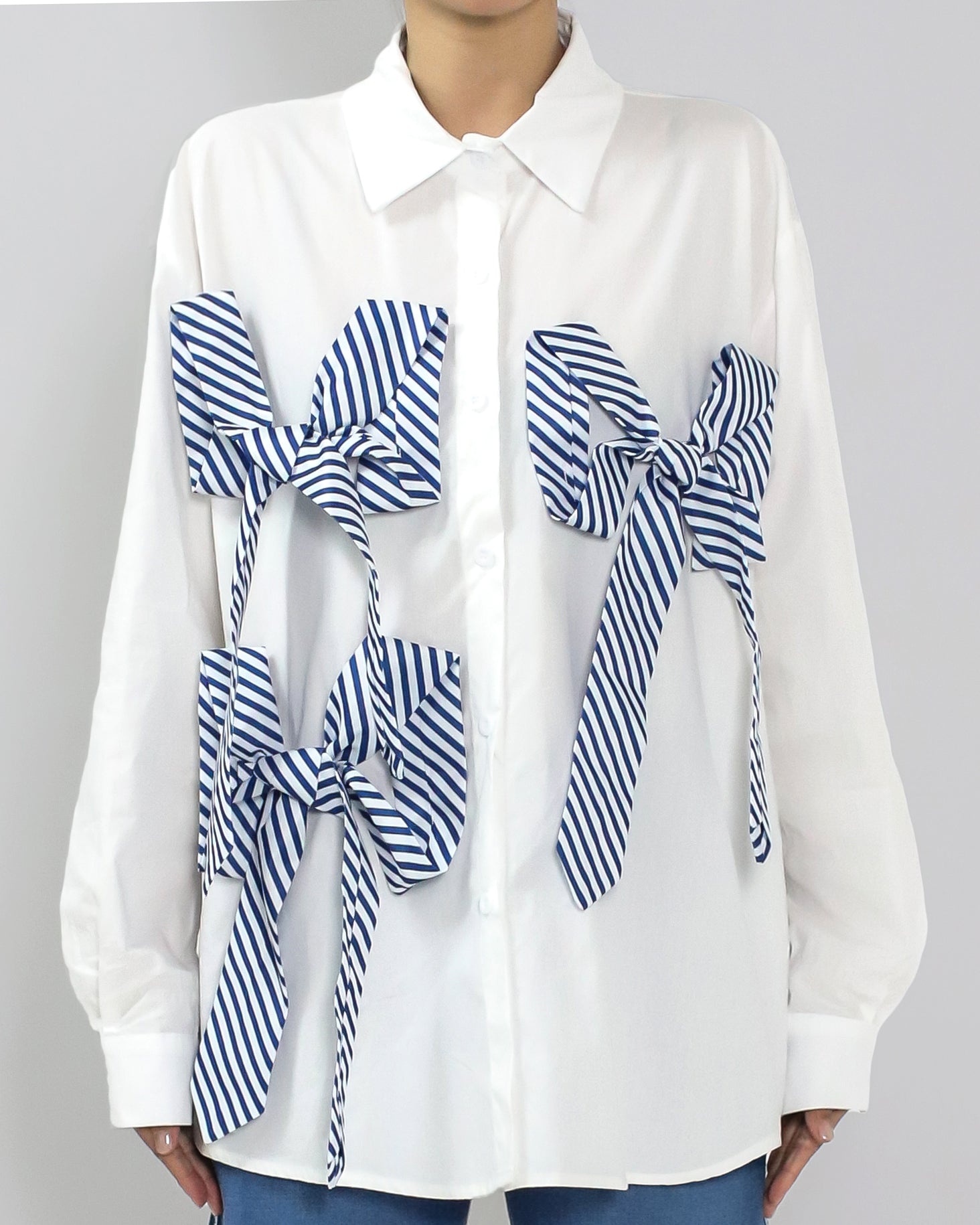 ivory w/ blue stripes bows shirt