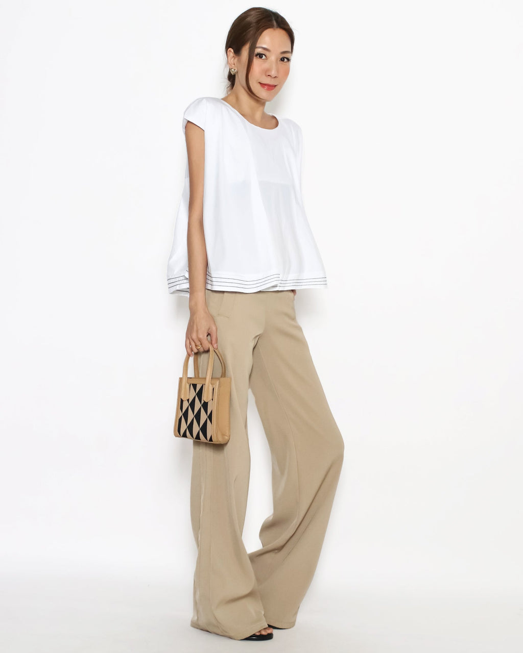 ivory flare sleeves shirt *pre-order*