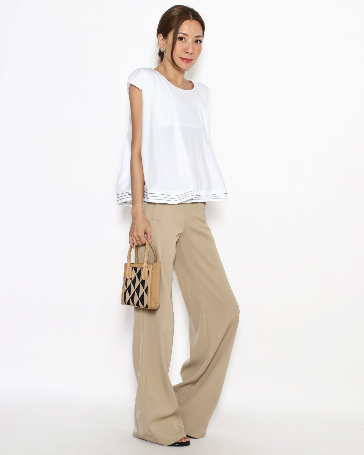 ivory flare sleeves shirt *pre-order*