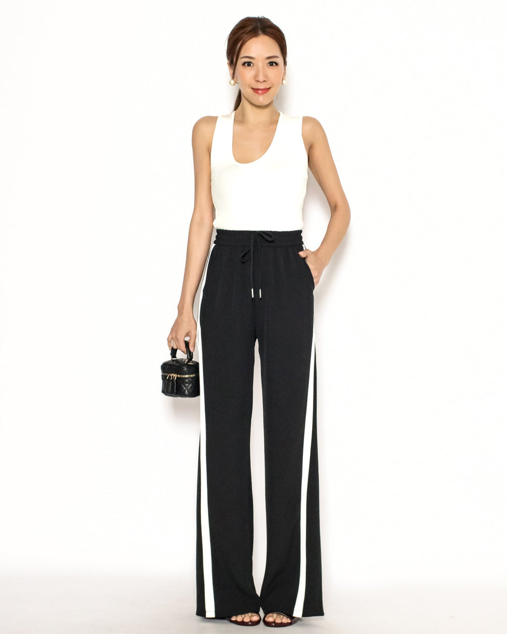 ivory cutout back ottoman knitted vest *pre-order*