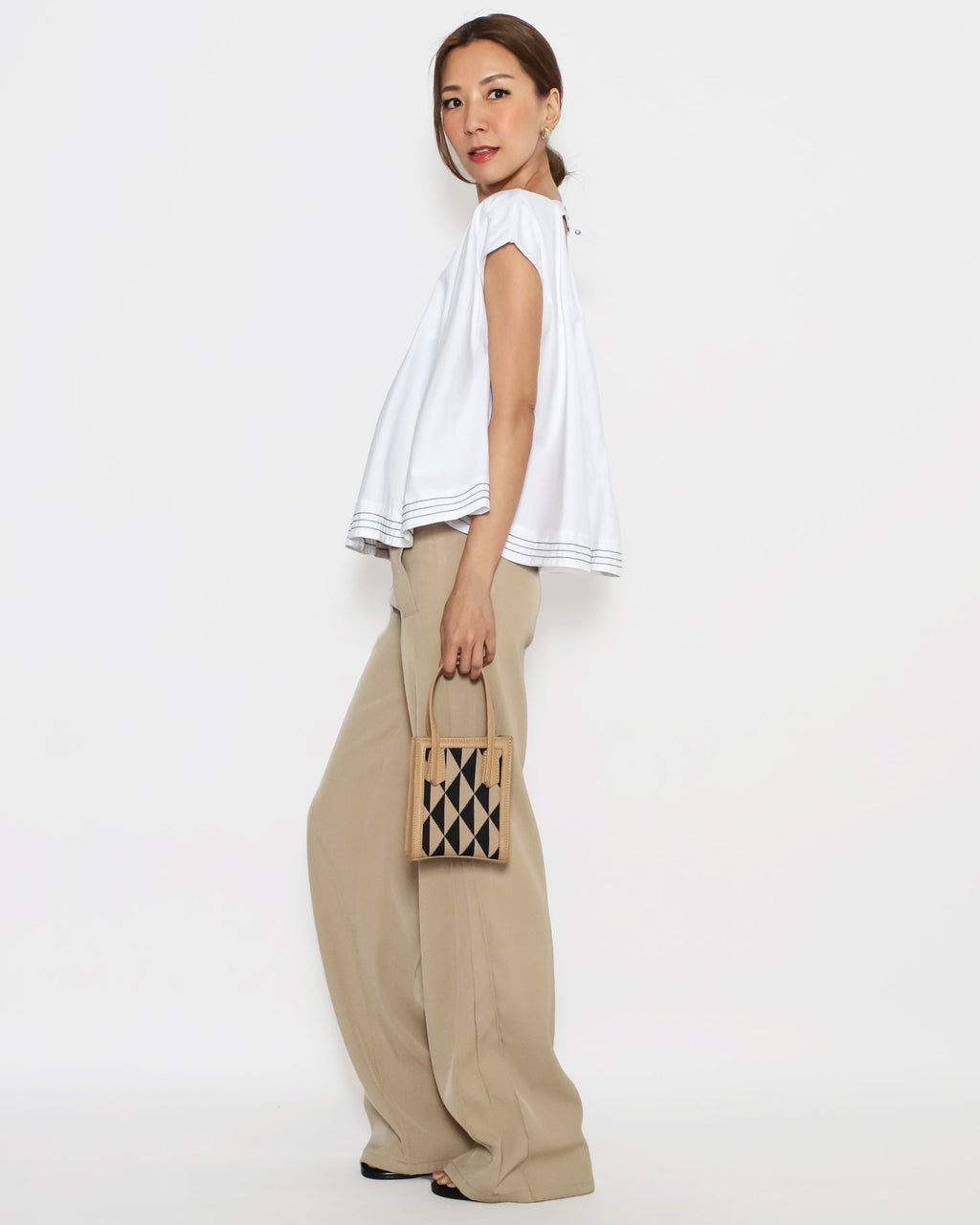 ivory flare sleeves shirt *pre-order*