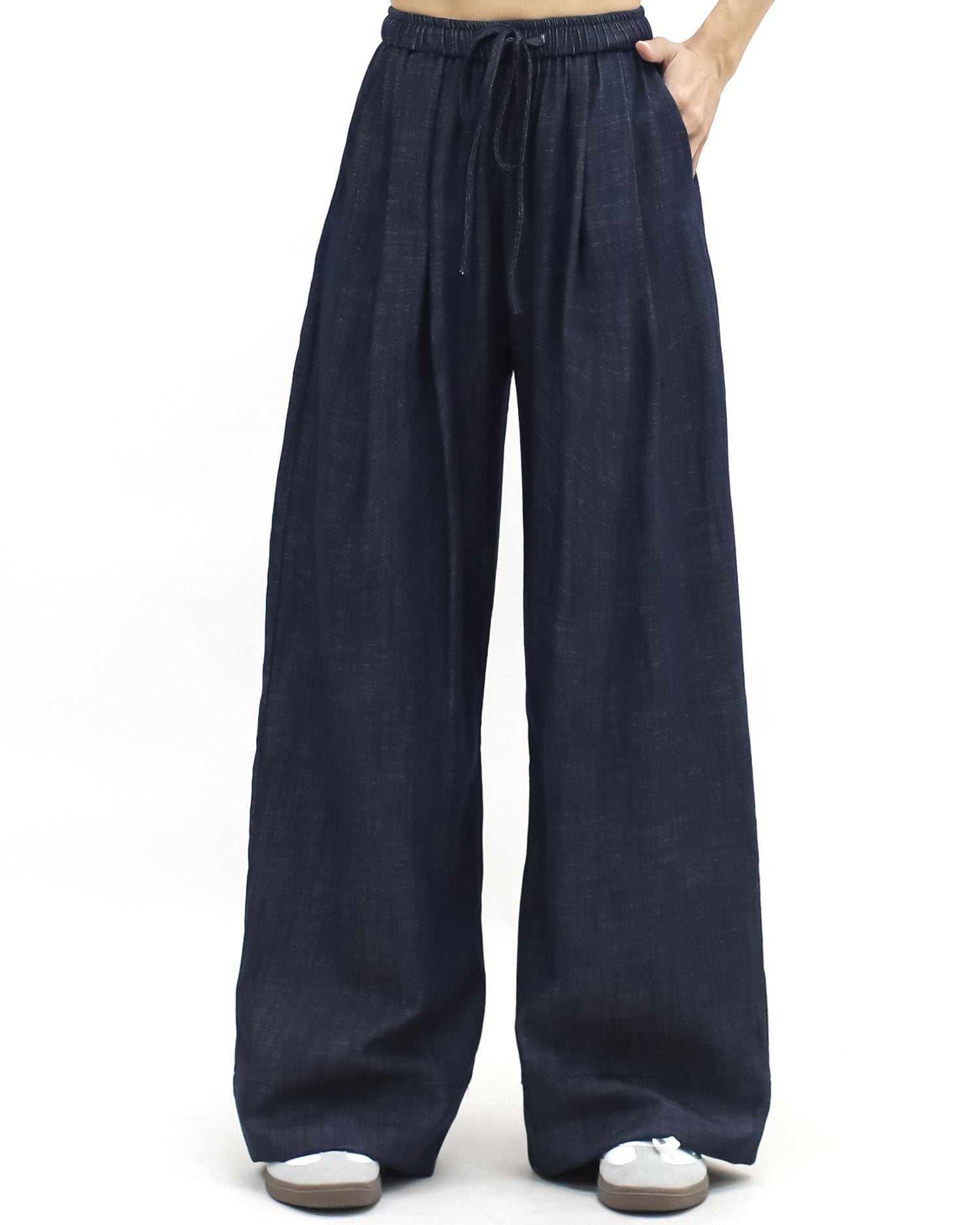 indigo denim pleats wide leg pants *pre-order*
