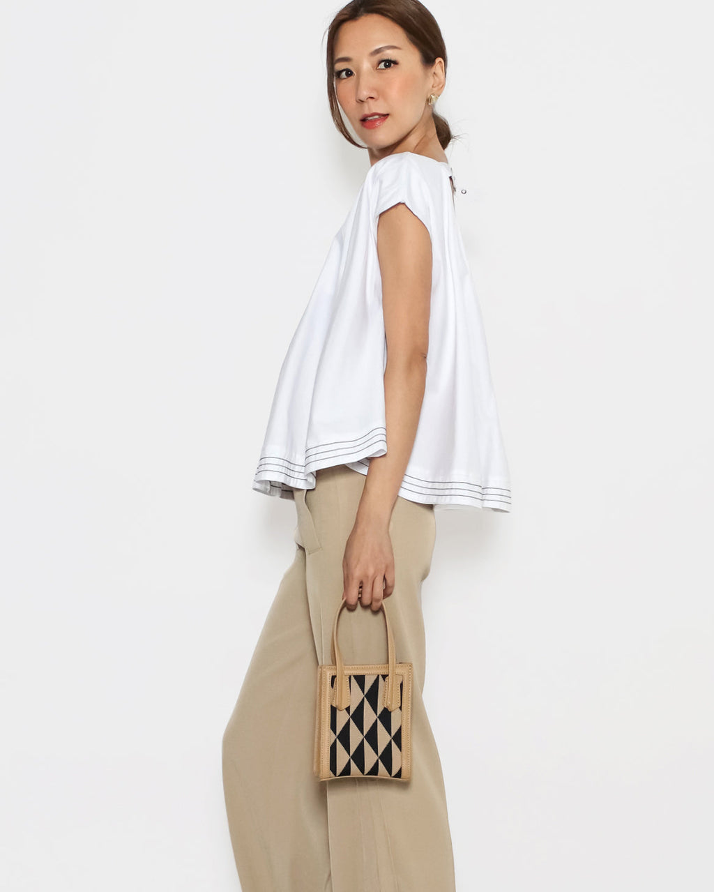 ivory flare sleeves shirt *pre-order*