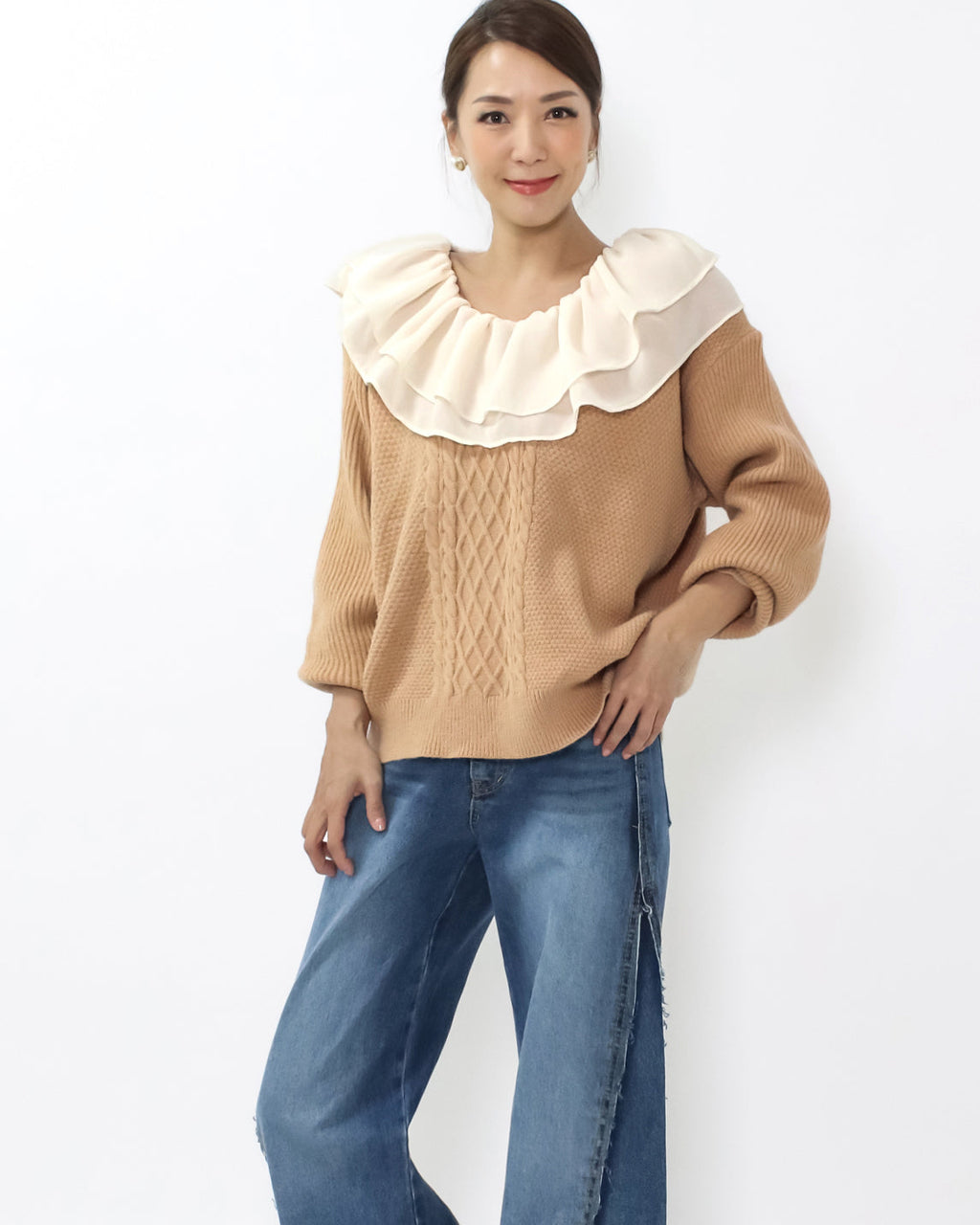 beige & ivory mesh layer neckline knitted top *pre-order*