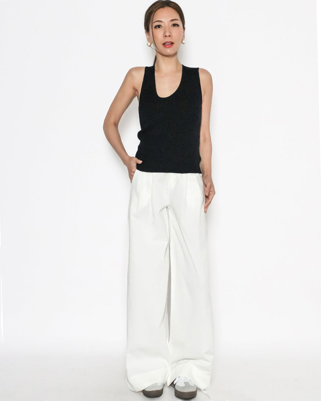 ivory straight legs fold hem pants *pre-order*