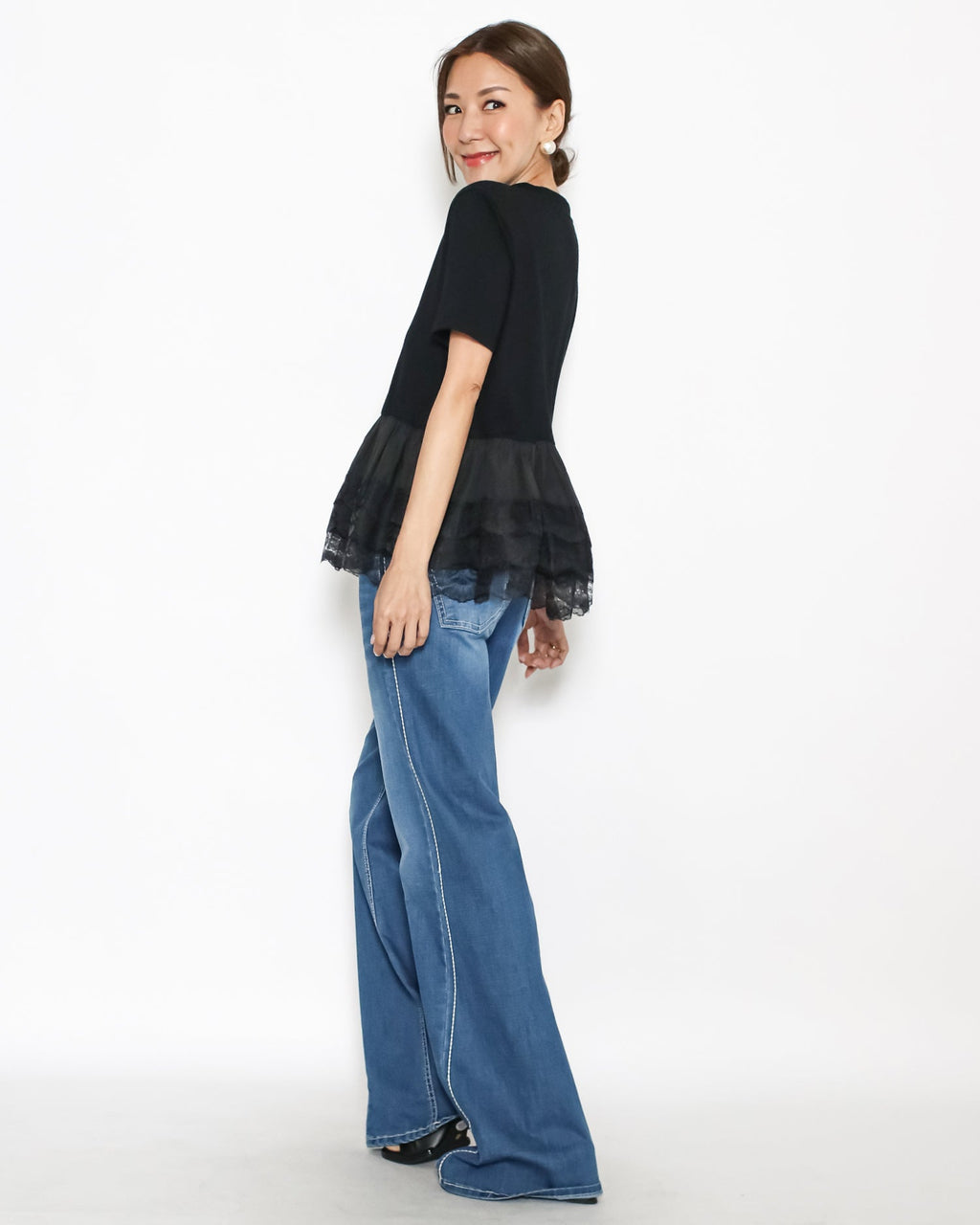 black w/ mesh lave layer hem tee *pre-order*