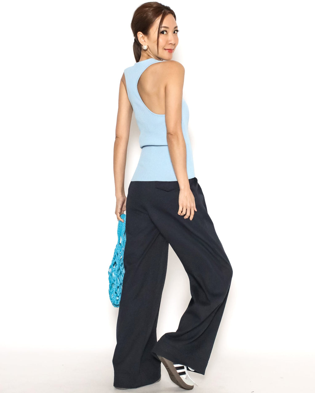 blue cutout back ottoman knitted vest *pre-order*