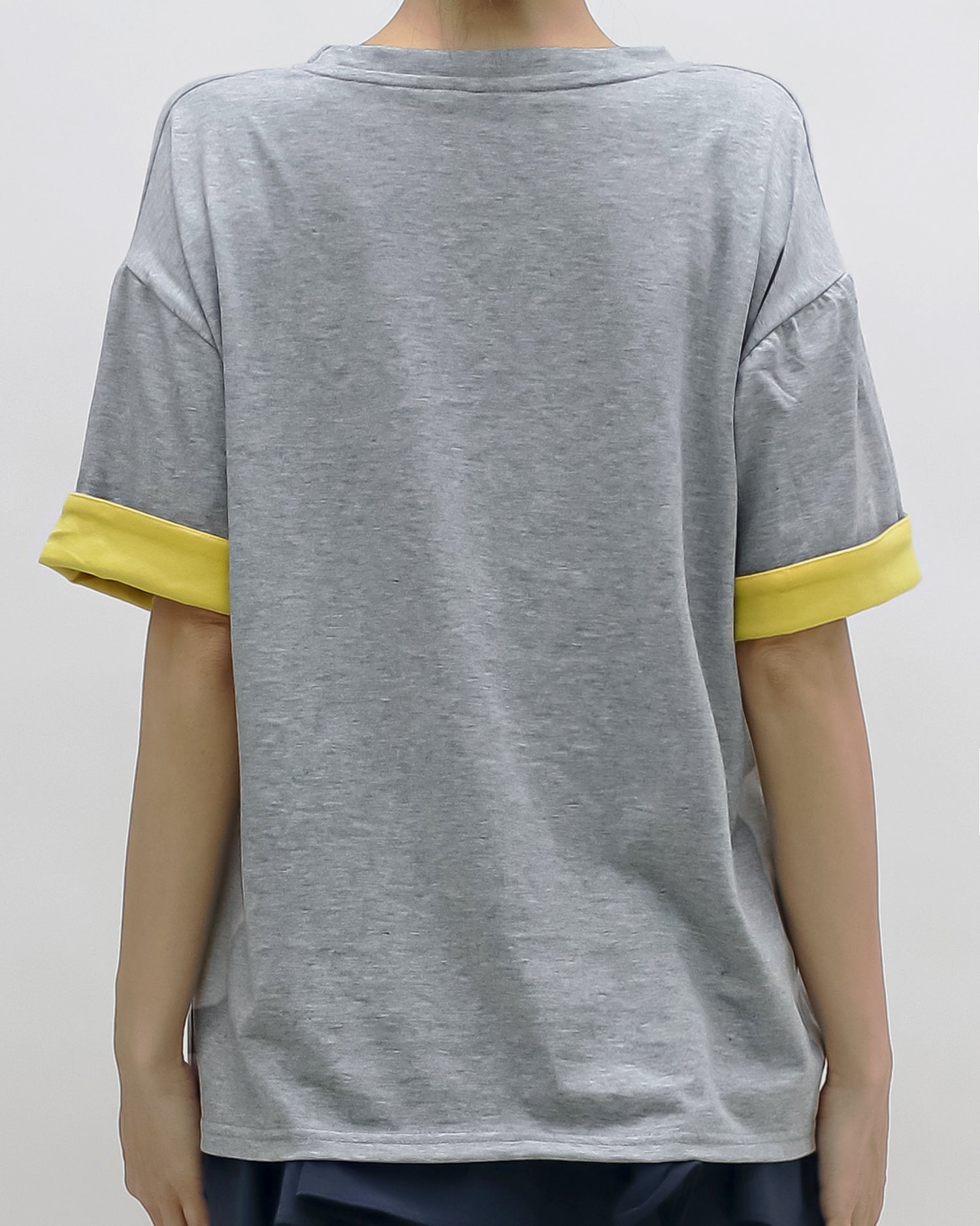 grey w/ yellow fold sleeves tee *pre-order*