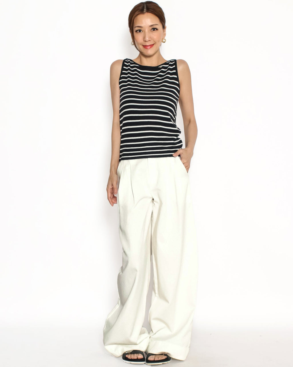 black & ivory stripes knitted vest *pre-order*