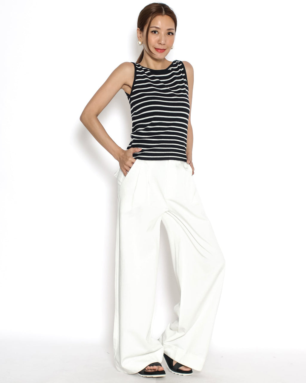 black & ivory stripes knitted vest *pre-order*