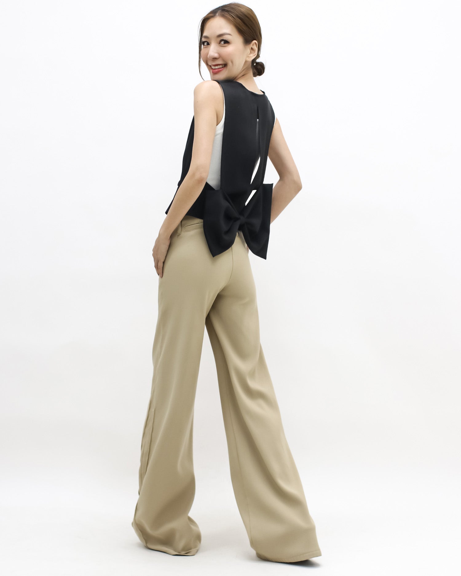 black cutout sides bow back vest jacket *pre-order*