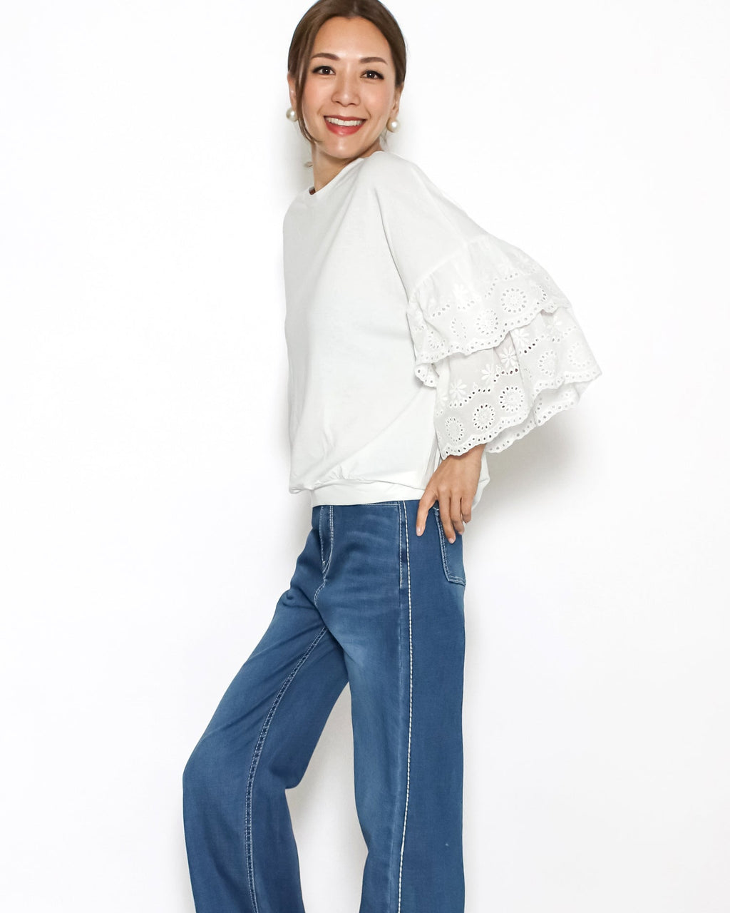 ivory w/ crochet layer sleeves tee *pre-order*