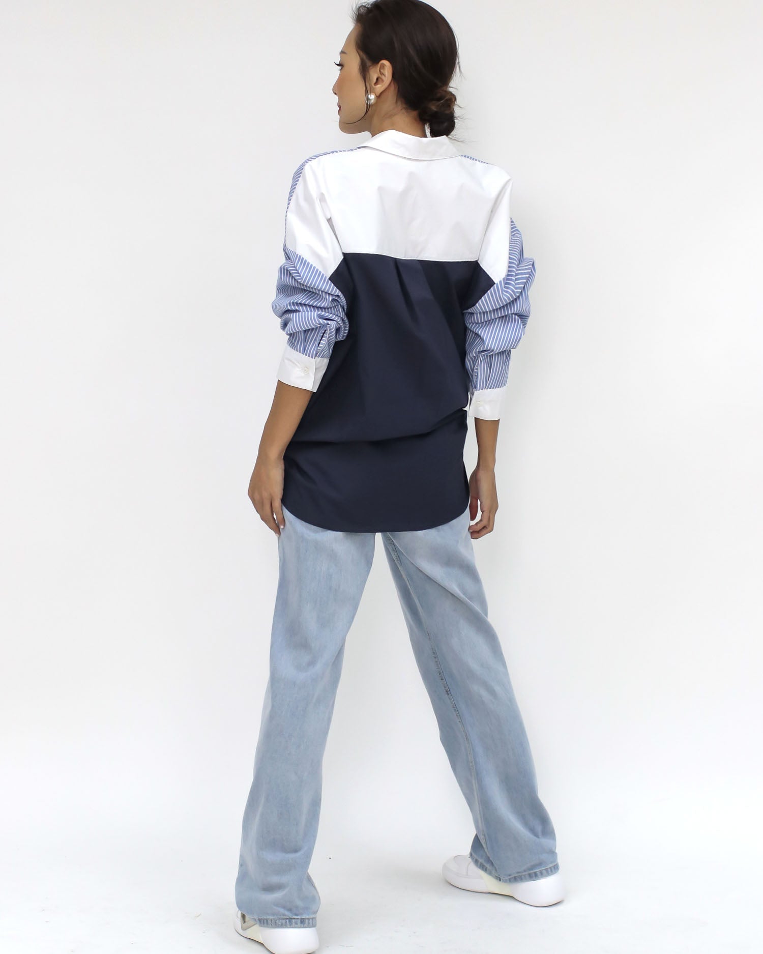 Blue stripes & navy ivory shirt